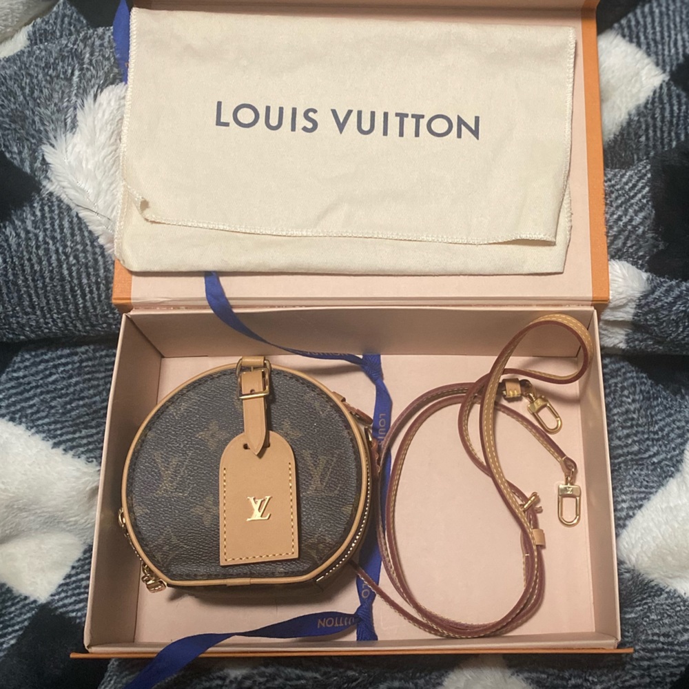 Louis Vuitton Mini Boite Chapeau